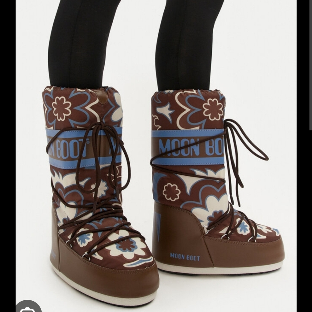 Moon Boot Icon Flower Moon Boots Floral Boots Brown White Blue Flowers - Picture 8 of 16